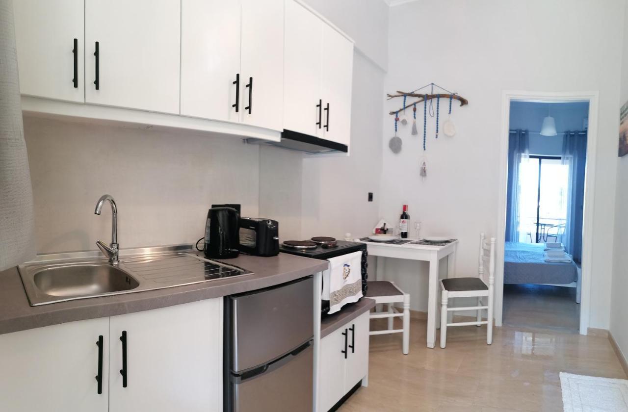 Makis Apartments Аріллас Екстер'єр фото