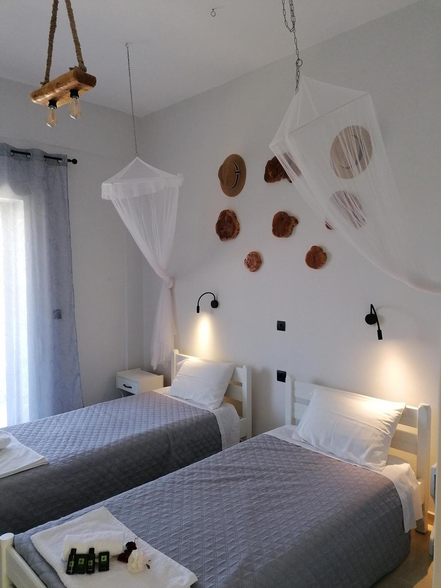 Makis Apartments Аріллас Екстер'єр фото