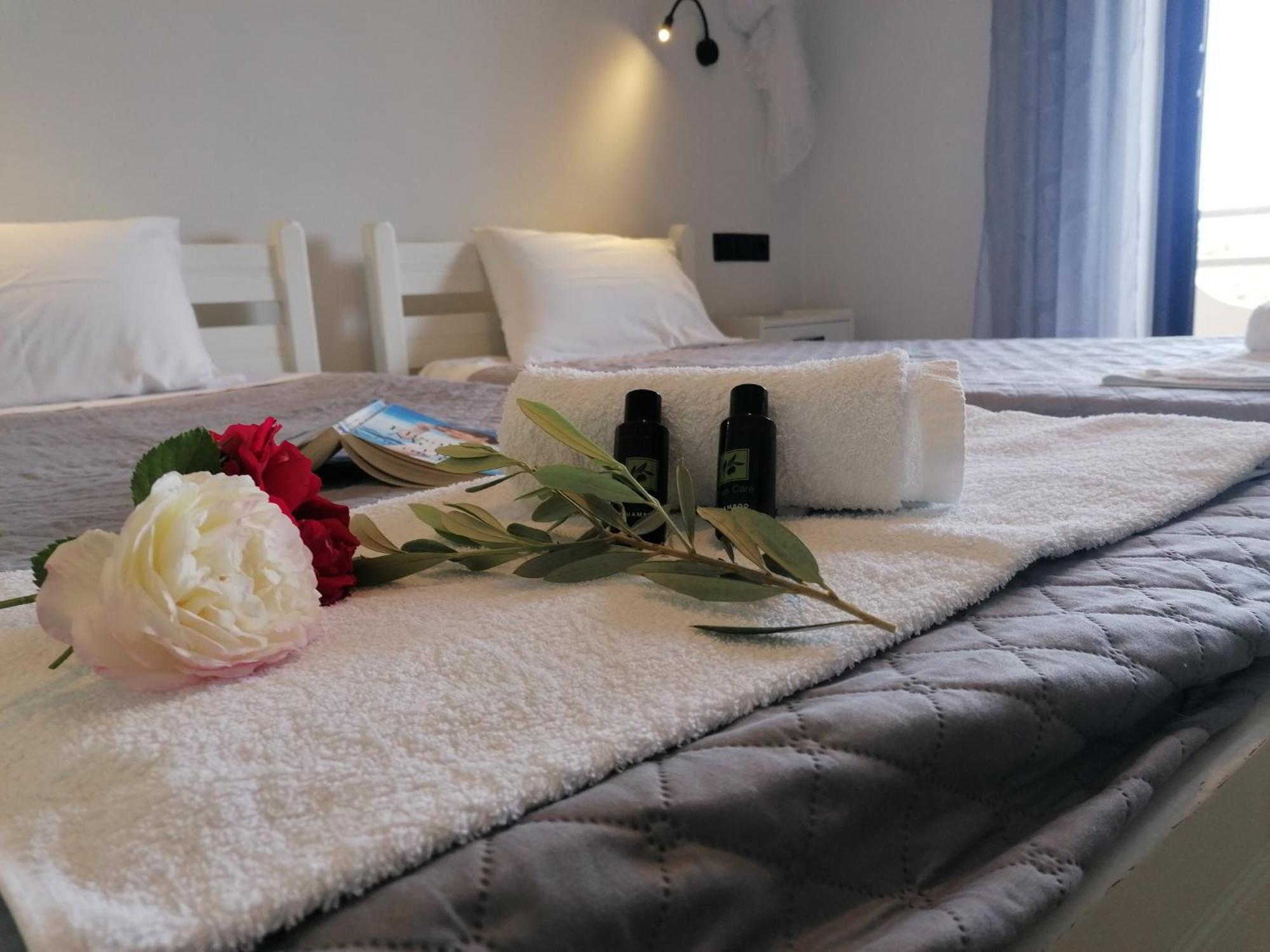Makis Apartments Аріллас Екстер'єр фото